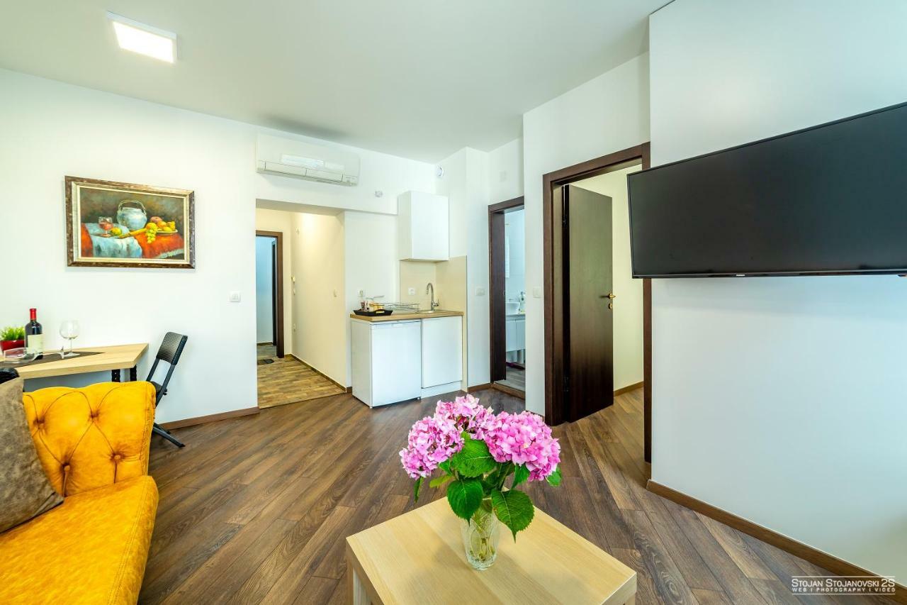 Urania Apartments Ohrid Ngoại thất bức ảnh