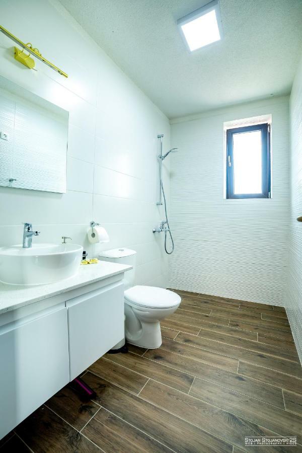 Urania Apartments Ohrid Ngoại thất bức ảnh